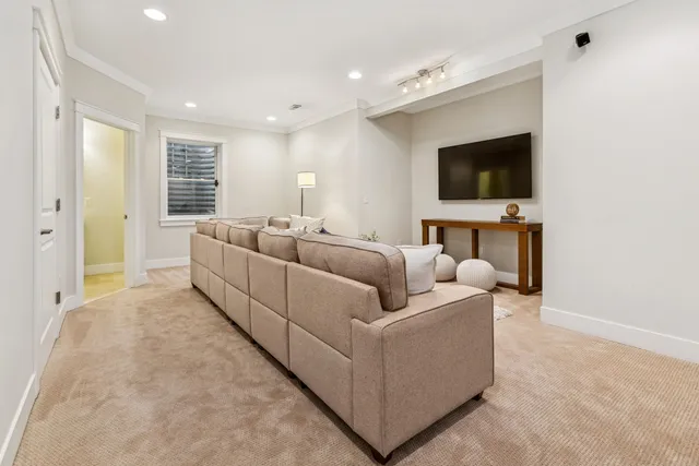 $524,900 | 3707 Fox Crossing, St. Joseph, MI 49085