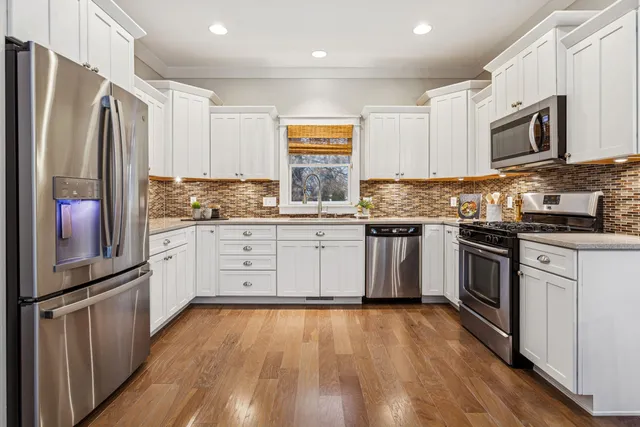 $524,900 | 3707 Fox Crossing, St. Joseph, MI 49085