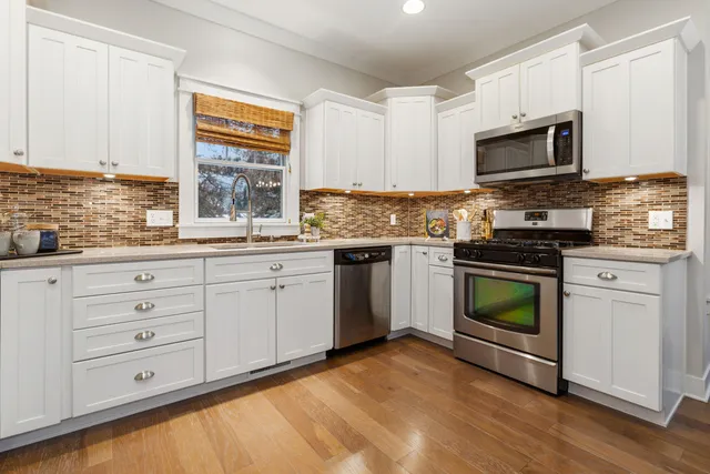 $524,900 | 3707 Fox Crossing, St. Joseph, MI 49085