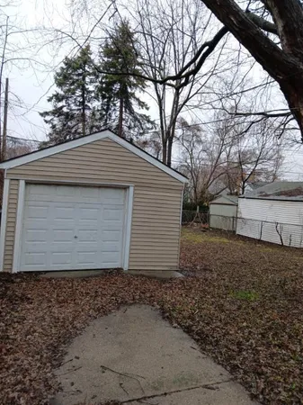 $1,275 | 12075 Rossiter Street, Detroit, MI 48224