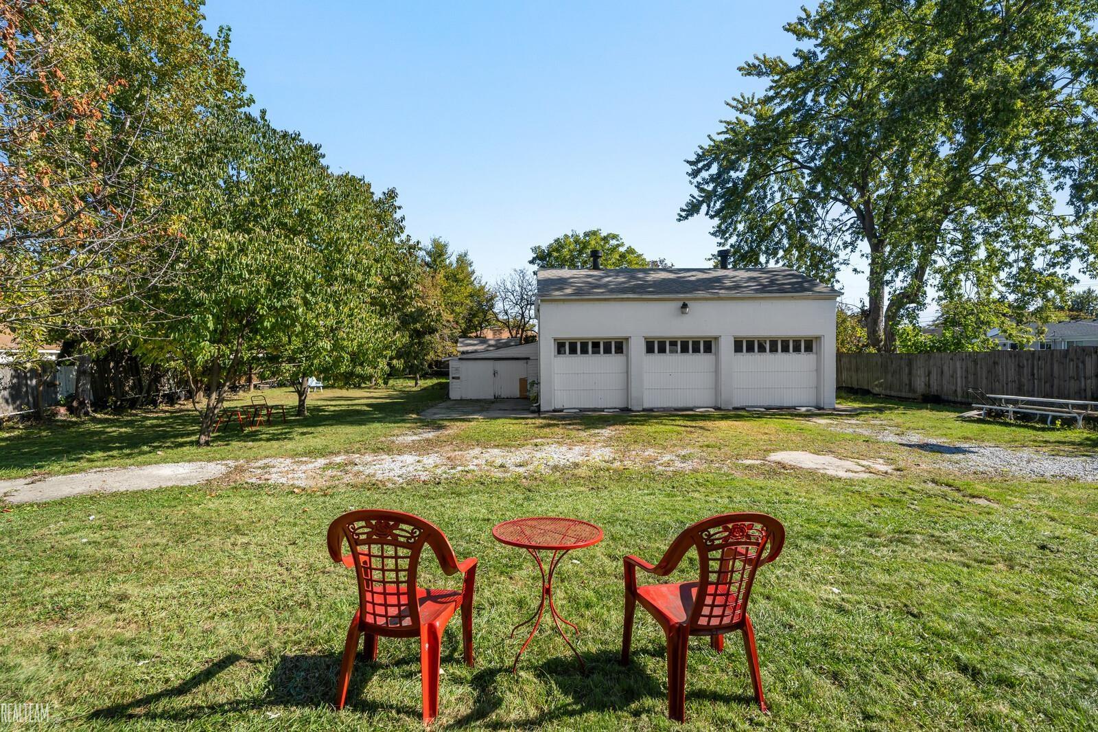 32100 Schoenherr Road Warren, MI 48088 - Photo 43 of 52 50164253-9EF1EBB3-08A6-4A8C-8479-72DE12D53D7D.JPG