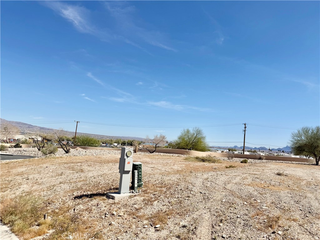 12600 Havasu Lake Road, Unit 66 Needles, CA 92363 - Photo 6 of 9 a view of a ocean view