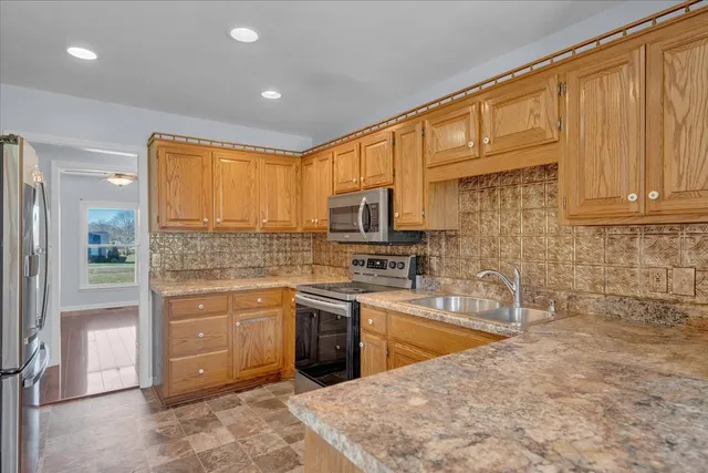 $399,999 | 4007 Meadow View Circle, Pleasant View, TN 37146