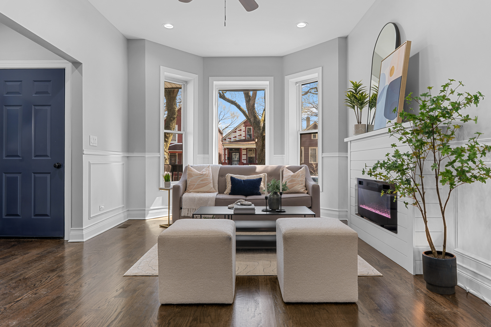 6008 South Carpenter Street Chicago, IL 60621 - Photo 2 of 32