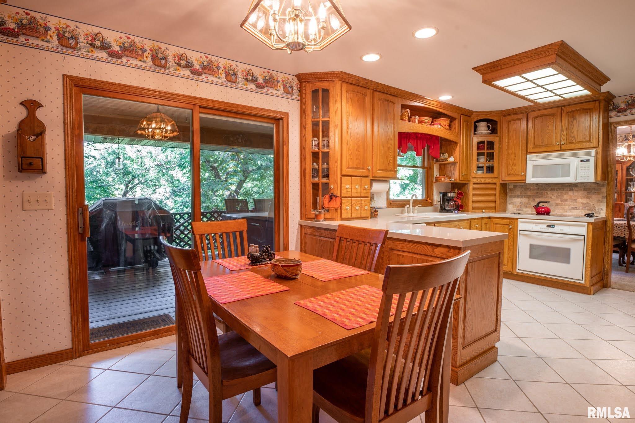 480 Oak Point Road Metamora, IL 61548 - Photo 9 of 53 Gallery Image 9