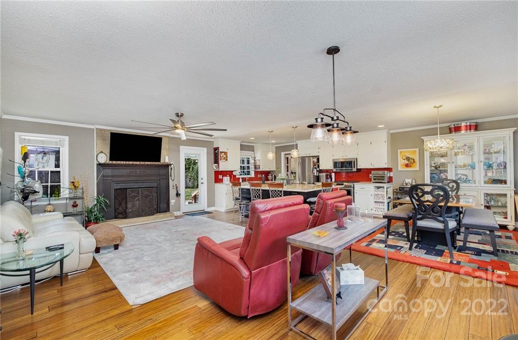 313 Williams Road Harrisburg, NC 28075 - Photo 11 of 31 Gallery Image 11