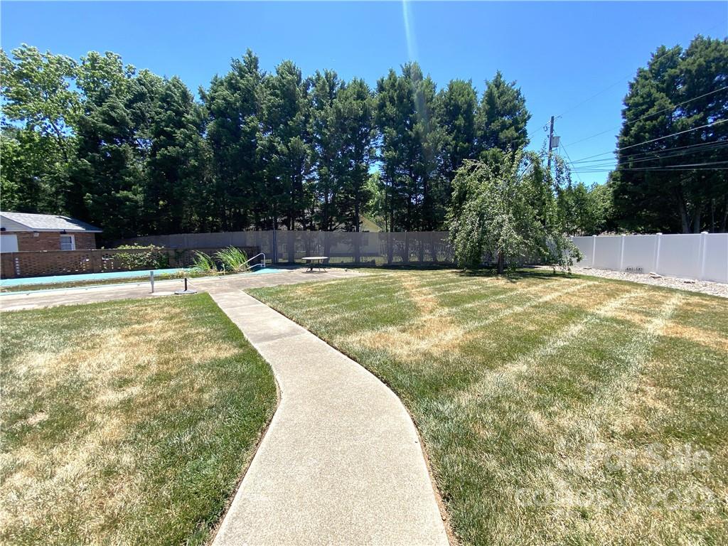 313 Williams Road Harrisburg, NC 28075 - Photo 26 of 31 Gallery Image 26