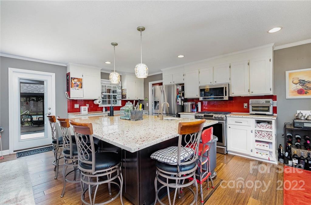 313 Williams Road Harrisburg, NC 28075 - Photo 6 of 31 Gallery Image 6