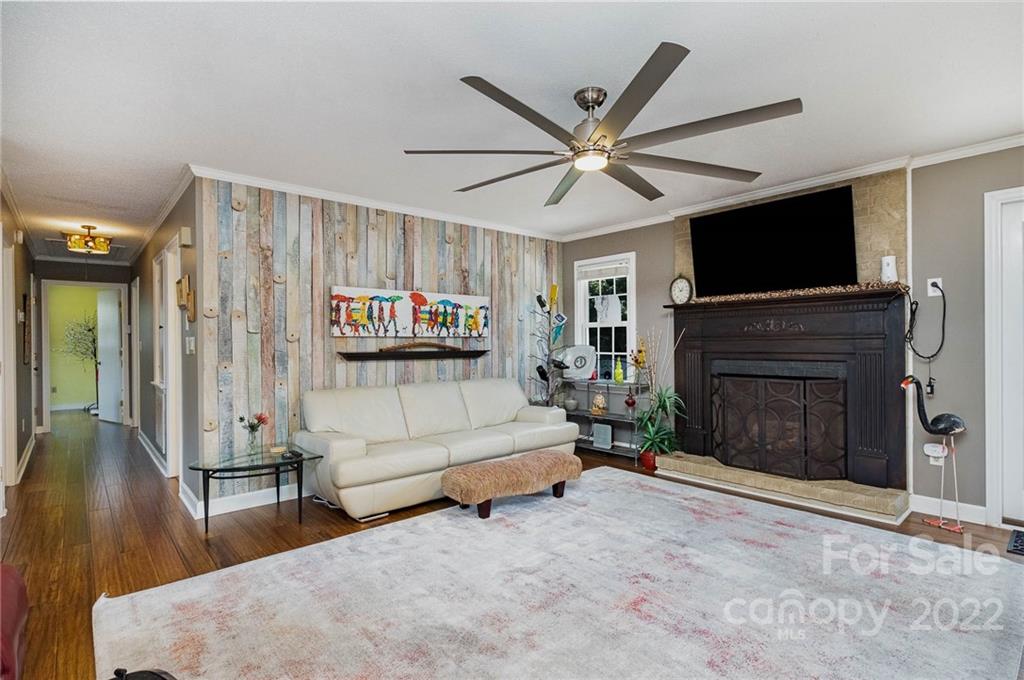 313 Williams Road Harrisburg, NC 28075 - Photo 10 of 31 Gallery Image 10