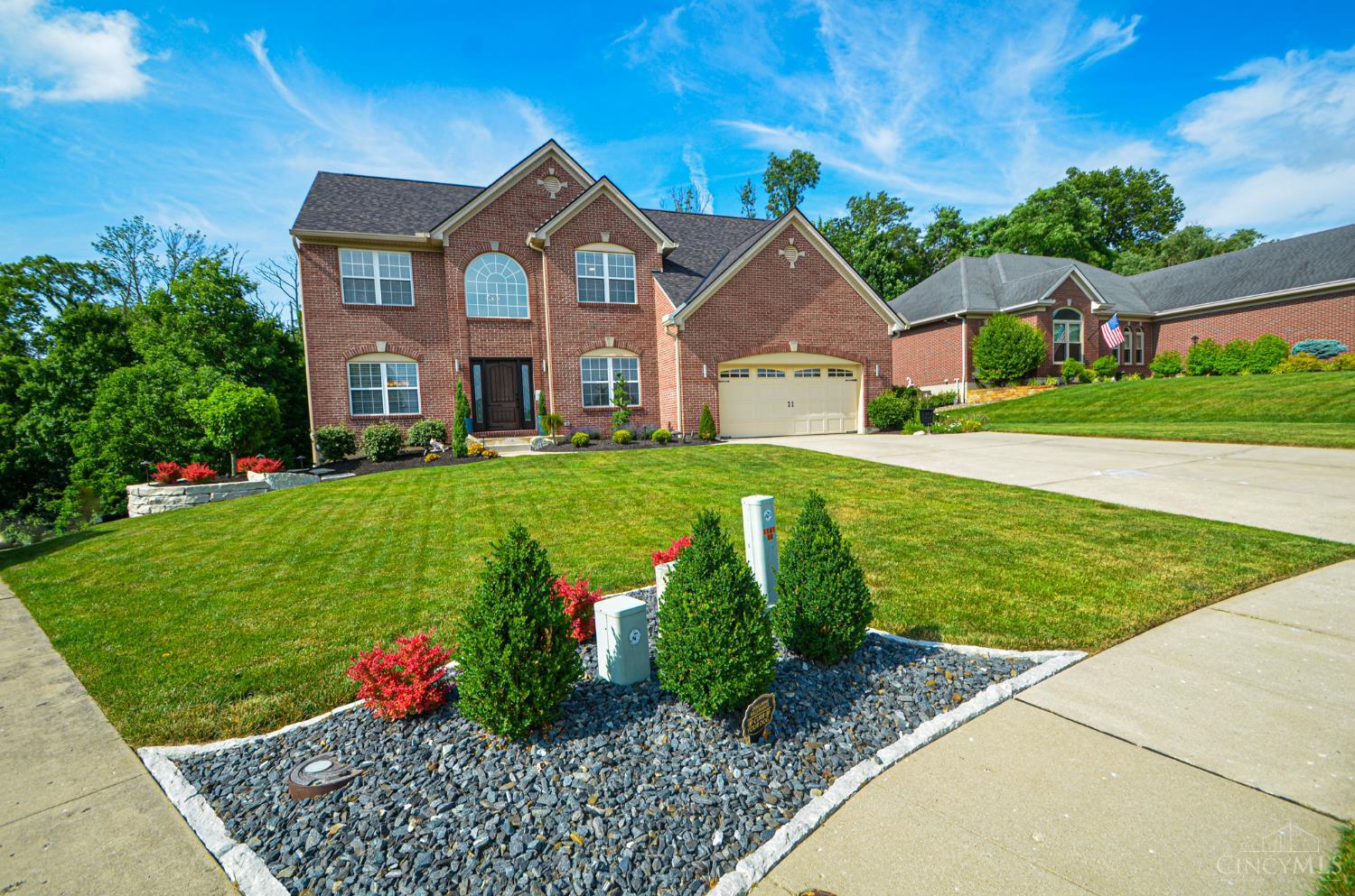 5945 Brierly Ridge Drive Cincinnati, OH 45247 - Photo 6 of 56