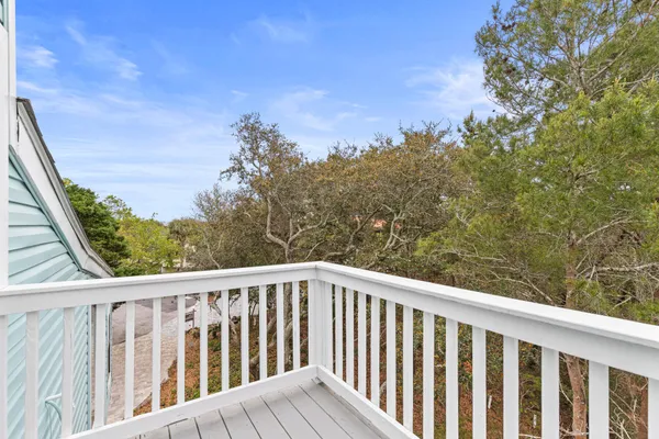 $689,900 | 301 Summit Drive, Destin, FL 32541