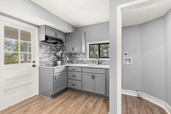 $689,900 | 301 Summit Drive, Destin, FL 32541