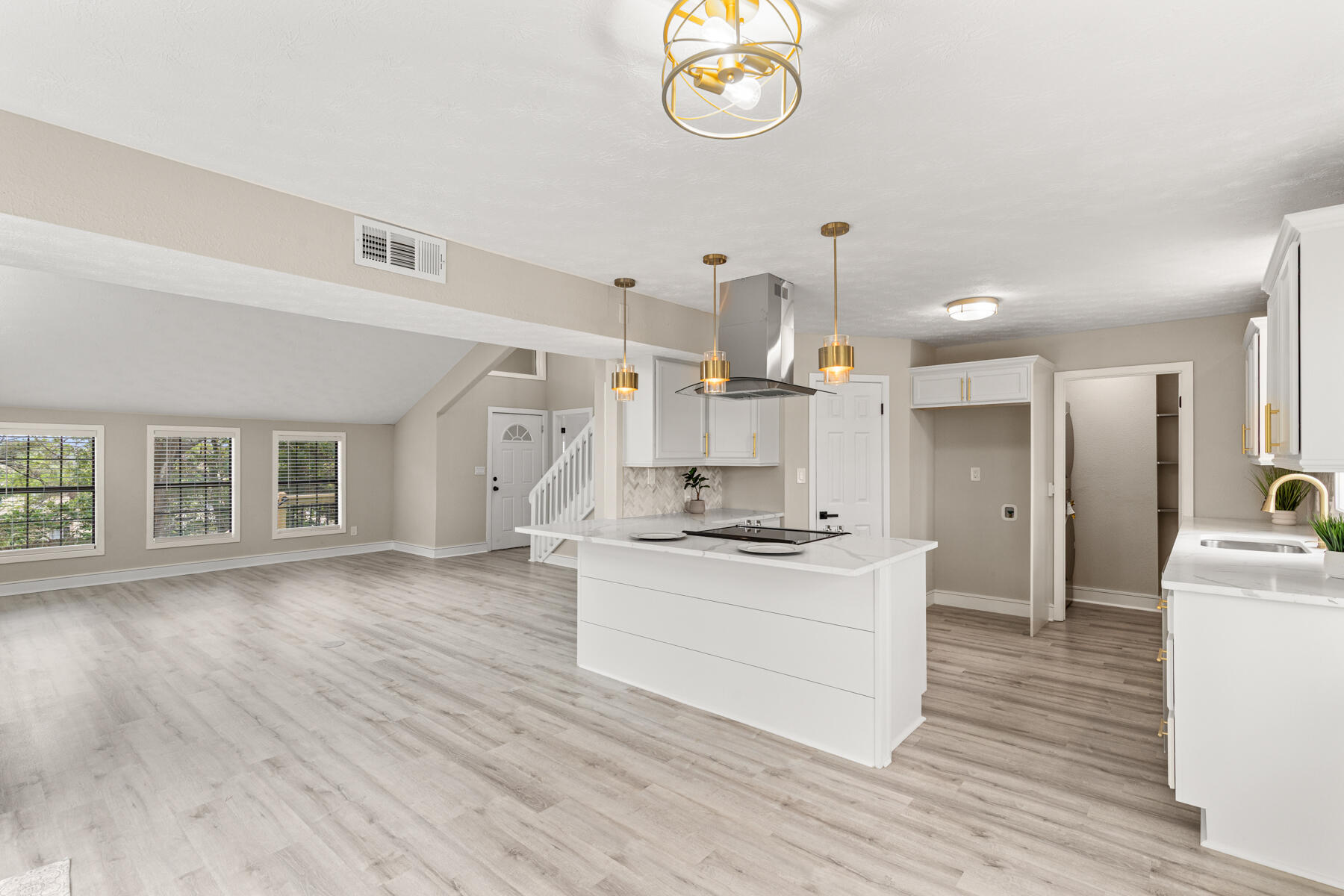301 Summit Drive Destin, FL 32541 - Photo 9 of 46 008-301 Summit Drive-MLS