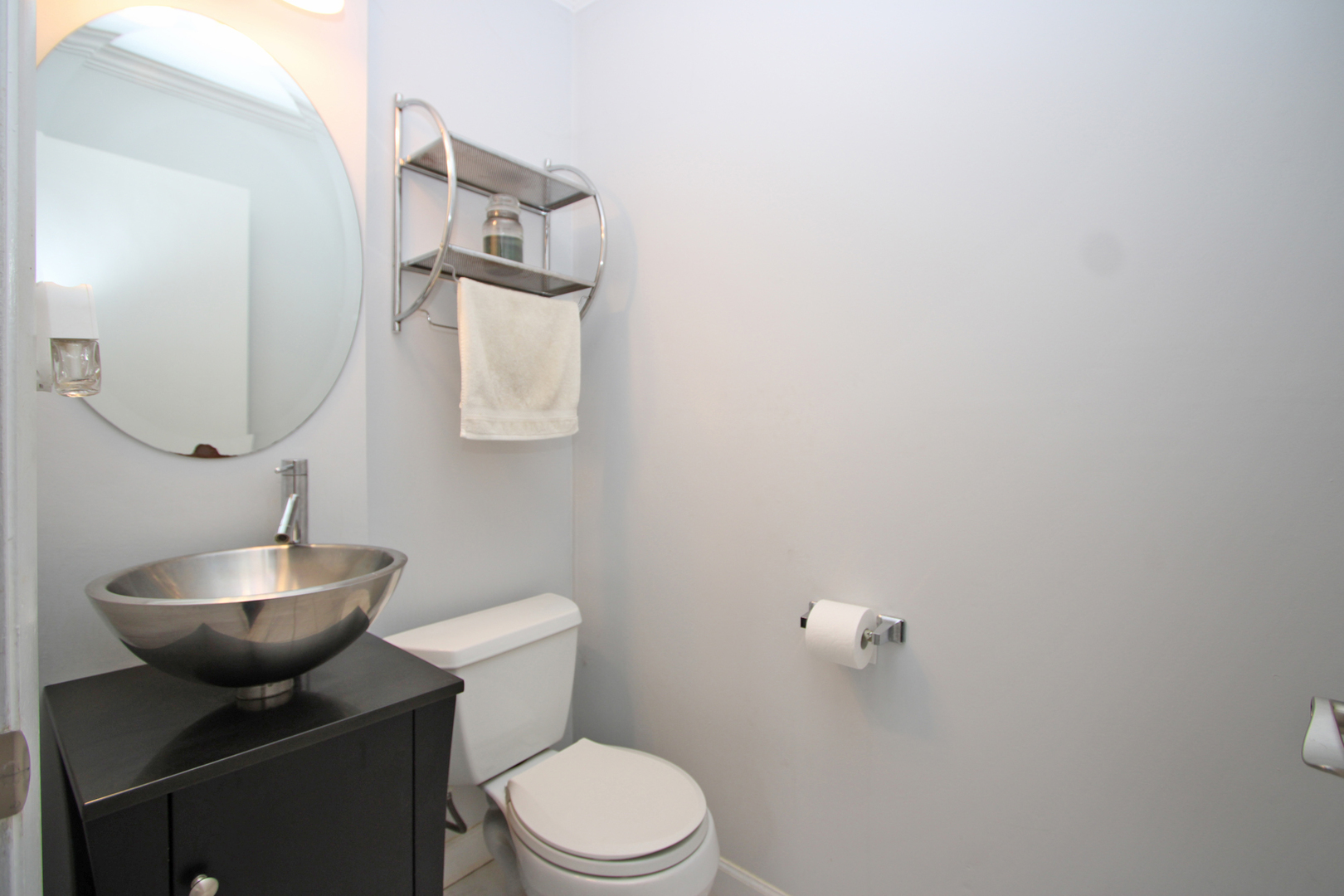 33 Johnathan Road Lake Zurich, IL 60047 - Photo 13 of 22 Gallery Image 13