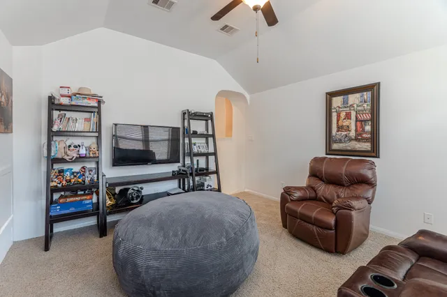 $850,000 | 30 Fury Ranch Place, The Woodlands, TX 77375