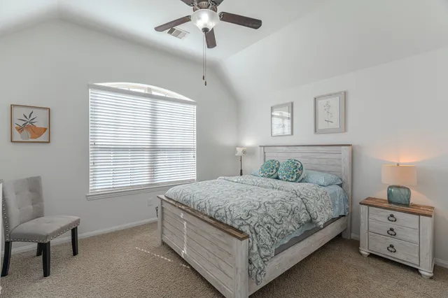 $850,000 | 30 Fury Ranch Place, The Woodlands, TX 77375