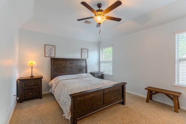 $850,000 | 30 Fury Ranch Place, The Woodlands, TX 77375