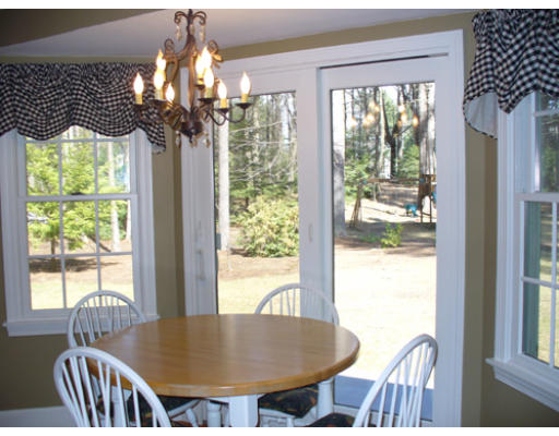 28 Phillips Road Sudbury, MA 01776 - Photo 7 of 22