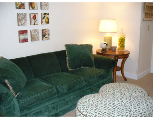 28 Phillips Road Sudbury, MA 01776 - Photo 8 of 22