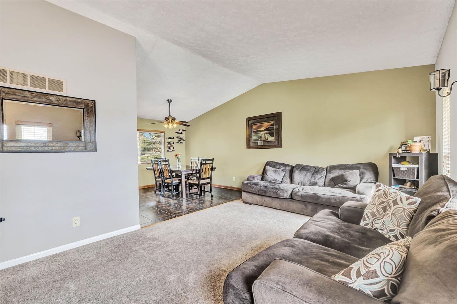 1028 Pontius Road Cincinnati, OH 45233 - Photo 7 of 50
