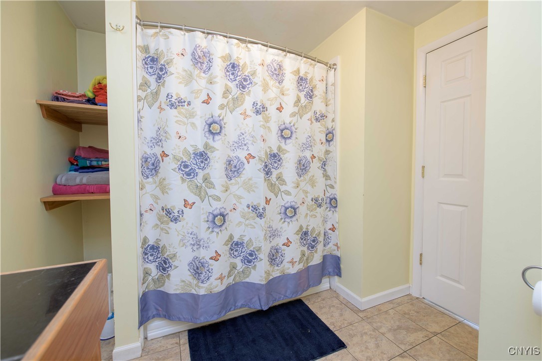 179 Calkins Road Volney, NY 13069 - Photo 18 of 50