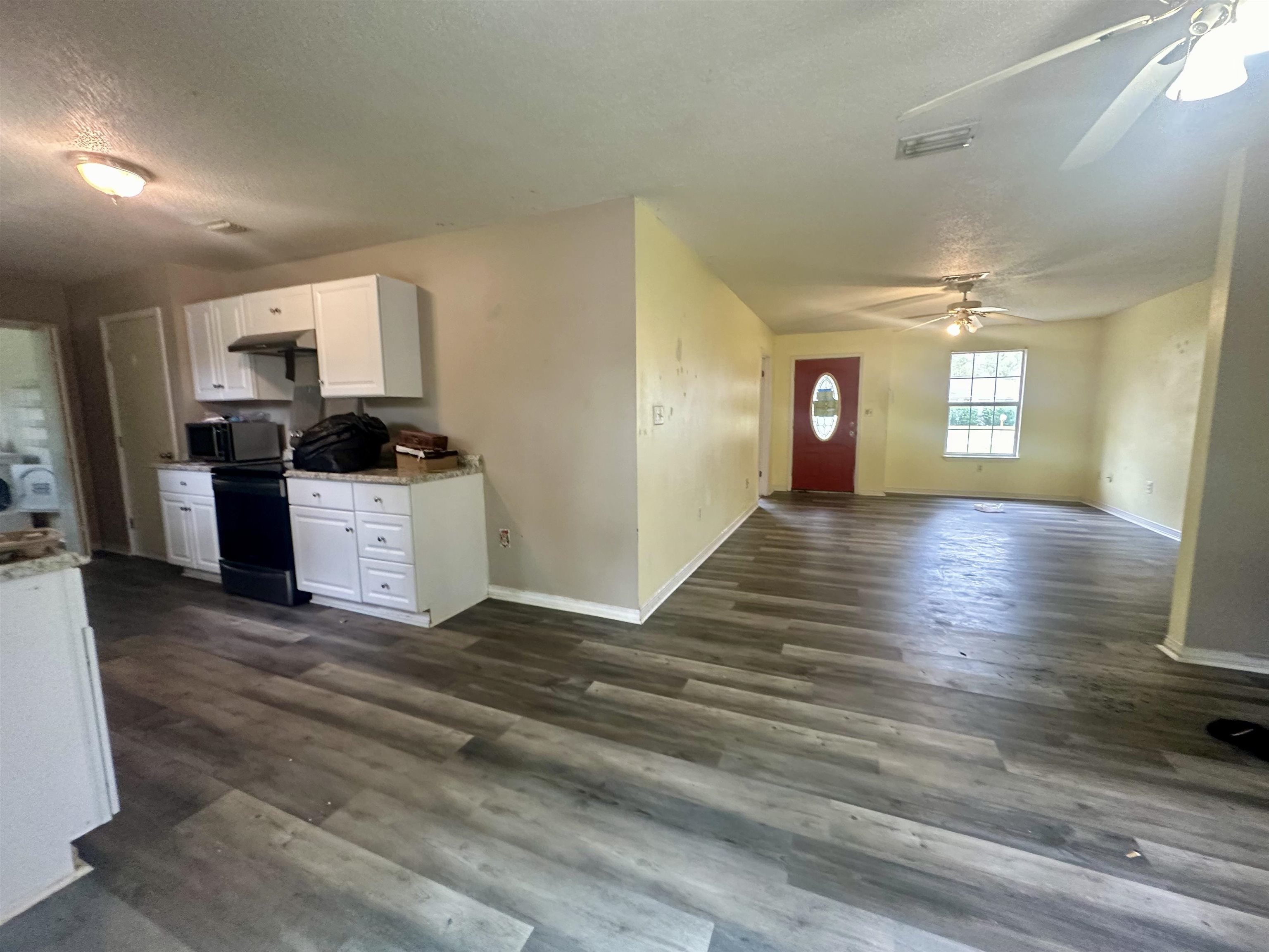 519 Carolyn Avenue Foley, AL 36535 - Photo 7 of 27