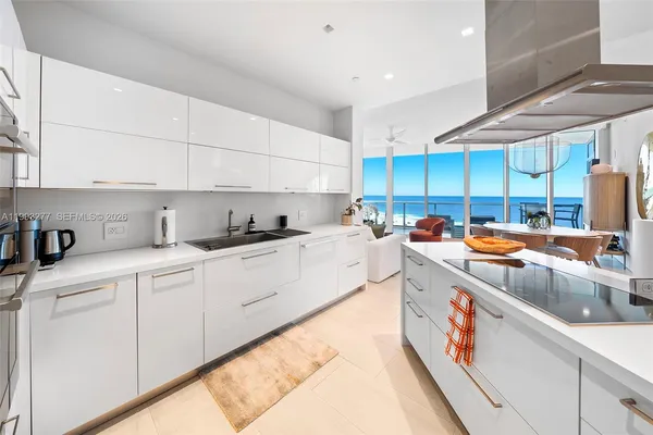 $21,000 | 100 South Pointe Drive, Unit 1409, Miami Beach, FL 33139