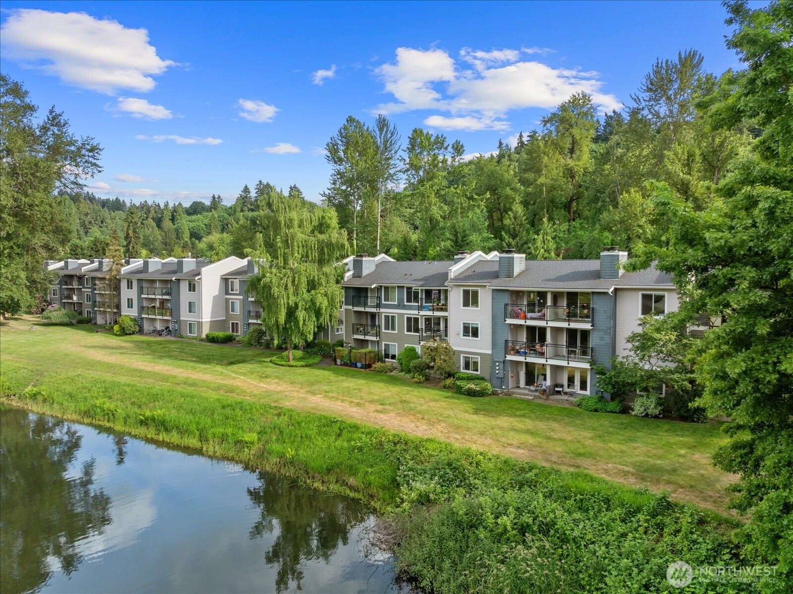 10822 East Riverside Drive, Unit A303 Bothell, WA 98011 - Photo 29 of 35