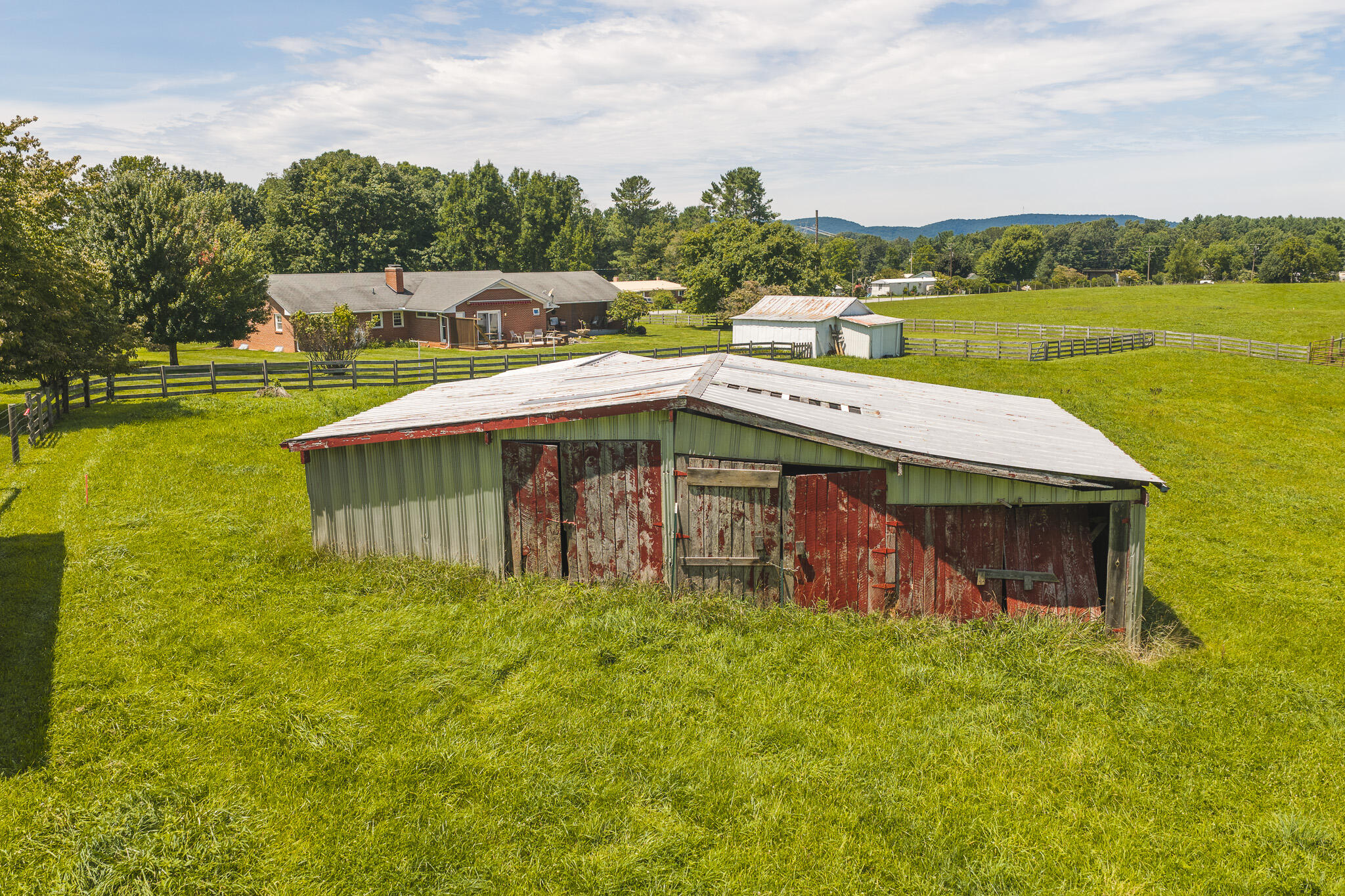 447 Long Level Road Southwest Floyd, VA 24091 - Photo 90 of 109 DJI_20260812135111_0591_D