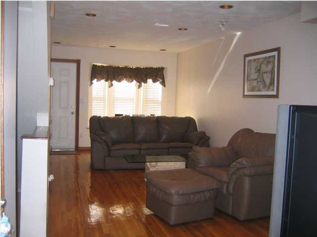 188 Rosedale Avenue, Unit 1 Staten Island, NY 10312 - Photo 3 of 7 Additional Photo
