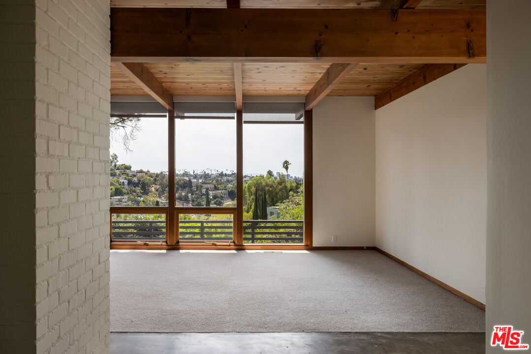 2020 Mayview Drive Los Angeles, CA 90027 - Photo 2 of 38