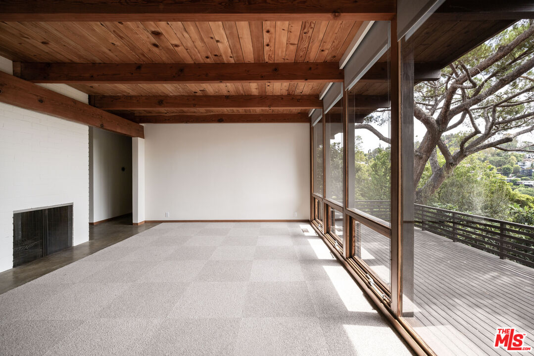 2020 Mayview Drive Los Angeles, CA 90027 - Photo 4 of 38