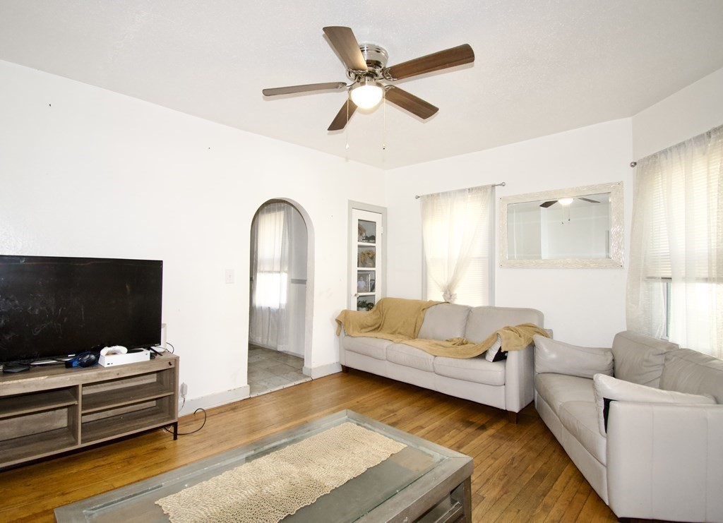 101 Quincy Street Springfield, MA 01109 - Photo 13 of 23 Gallery Image 13