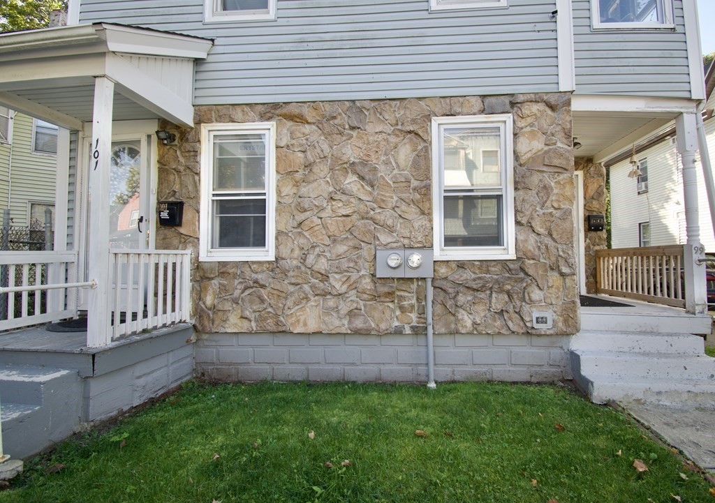 101 Quincy Street Springfield, MA 01109 - Photo 2 of 23 Gallery Image 2