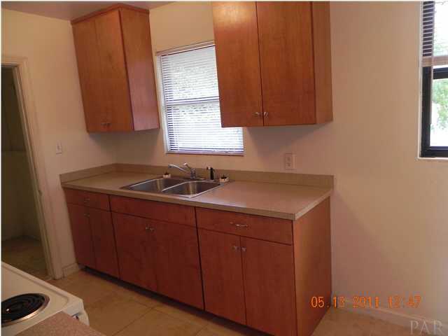 204 Alton Road Pensacola, FL 32507 - Photo 7 of 21 These updated cabinets gives this Beautiful Kitchen a Spectacular look.