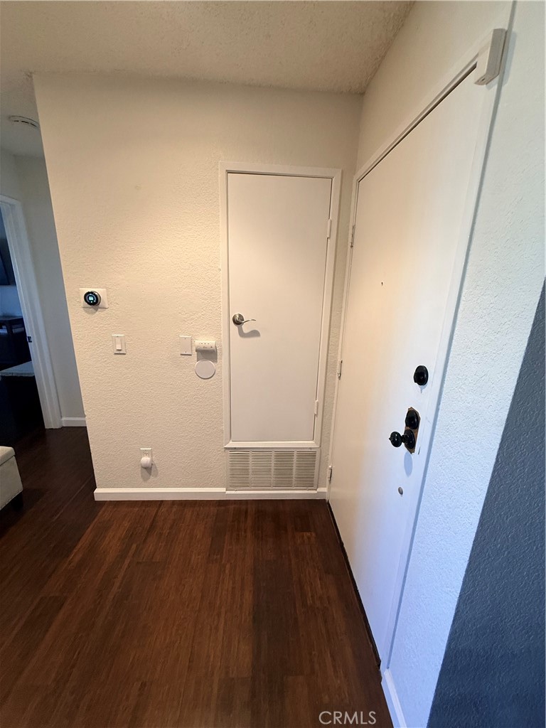 14630 Dickens Street, Unit 307 Sherman Oaks, CA 91403 - Photo 7 of 41