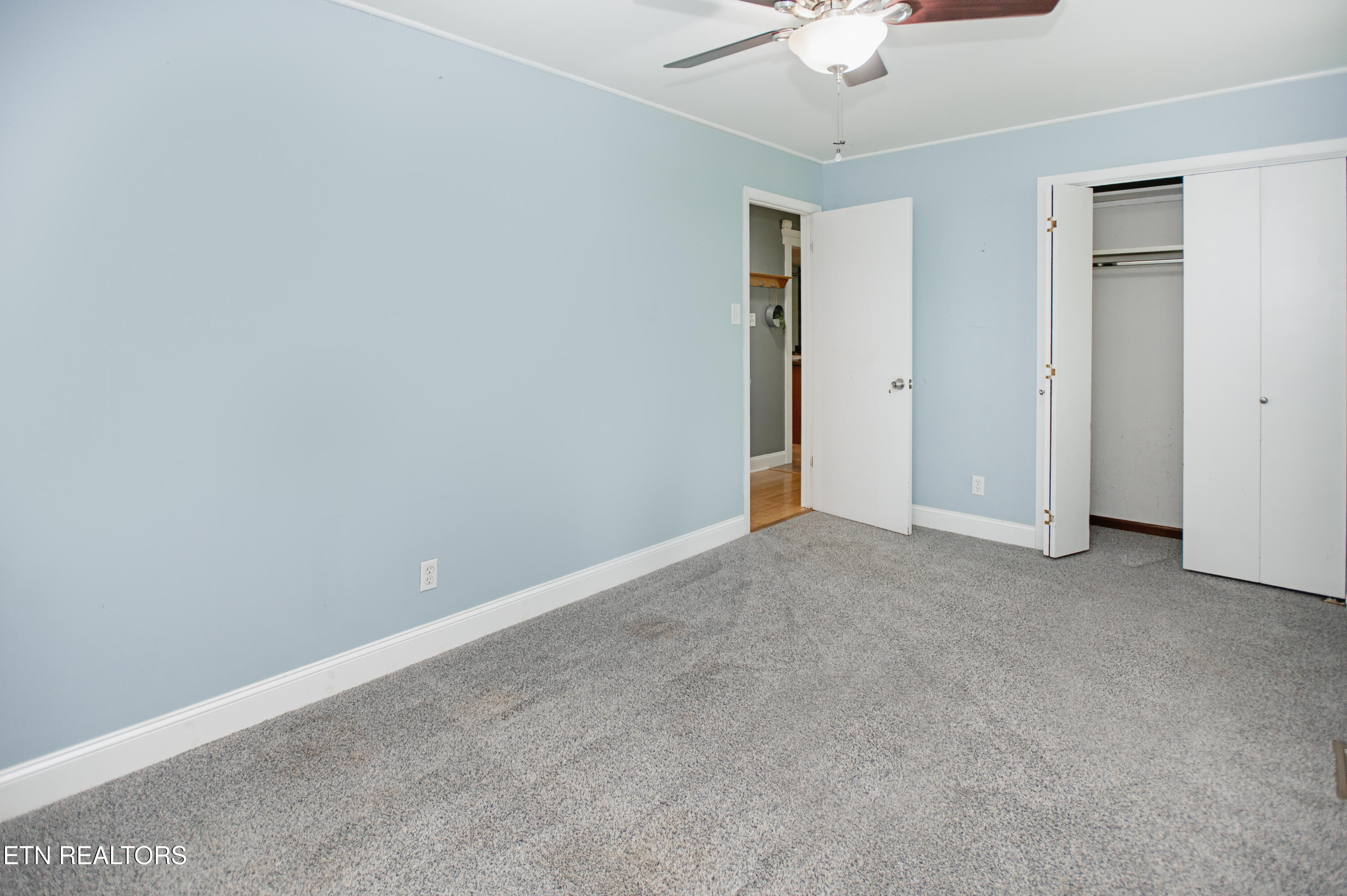 1241 Court Field Road Knoxville, TN 37922 - Photo 16 of 49 F1 (15)