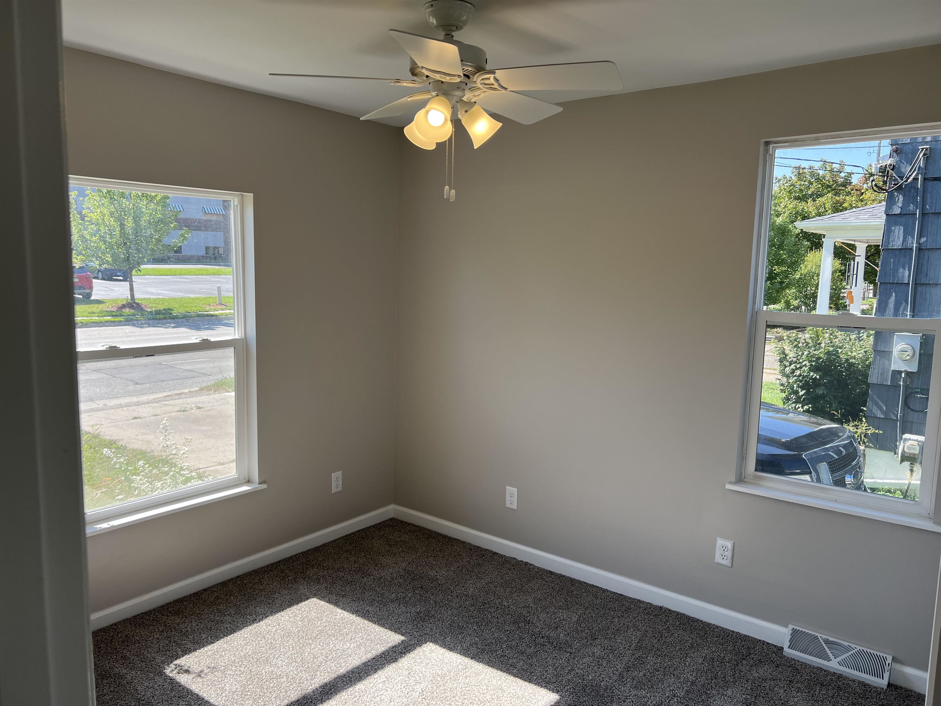 1025 East Mt Morris Road Mount Morris, MI 48458 - Photo 10 of 14 50123792-9.JPG