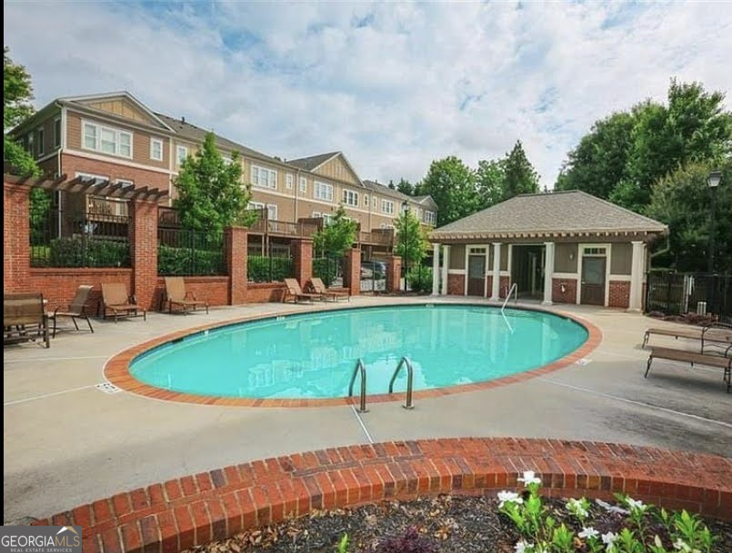 1331 Kingston Trail Decatur, GA 30033 - Photo 2 of 41