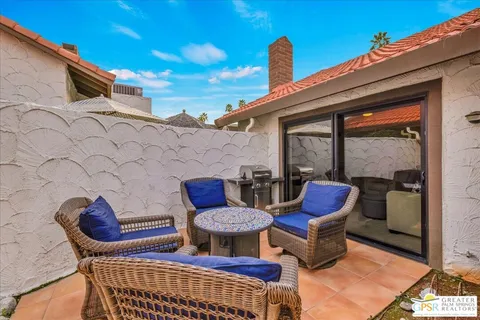 $560,000 | 2335 South Gene Autry Trail, Unit C, Palm Springs, CA 92264