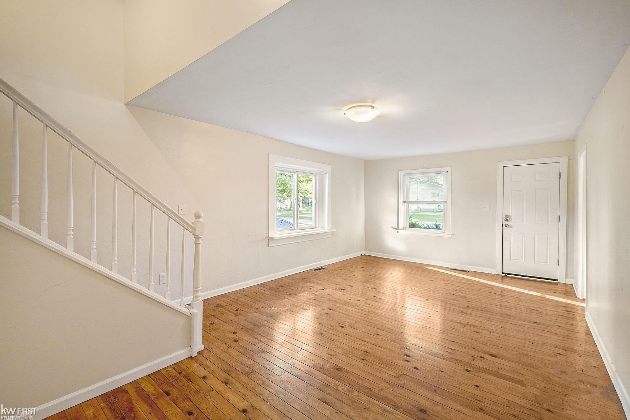 5126 West Thompson Road Linden, MI 48451 - Photo 8 of 27