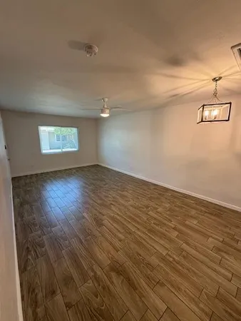 $1,495 | 2537 East Clarendon Avenue, Unit 2, Phoenix, AZ 85016