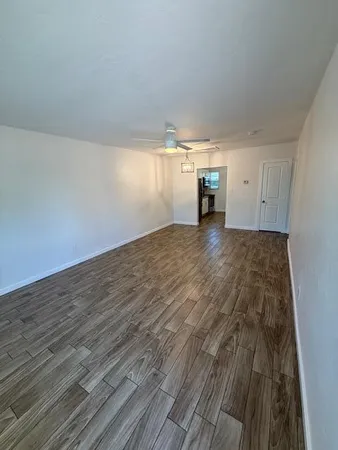 $1,495 | 2537 East Clarendon Avenue, Unit 2, Phoenix, AZ 85016