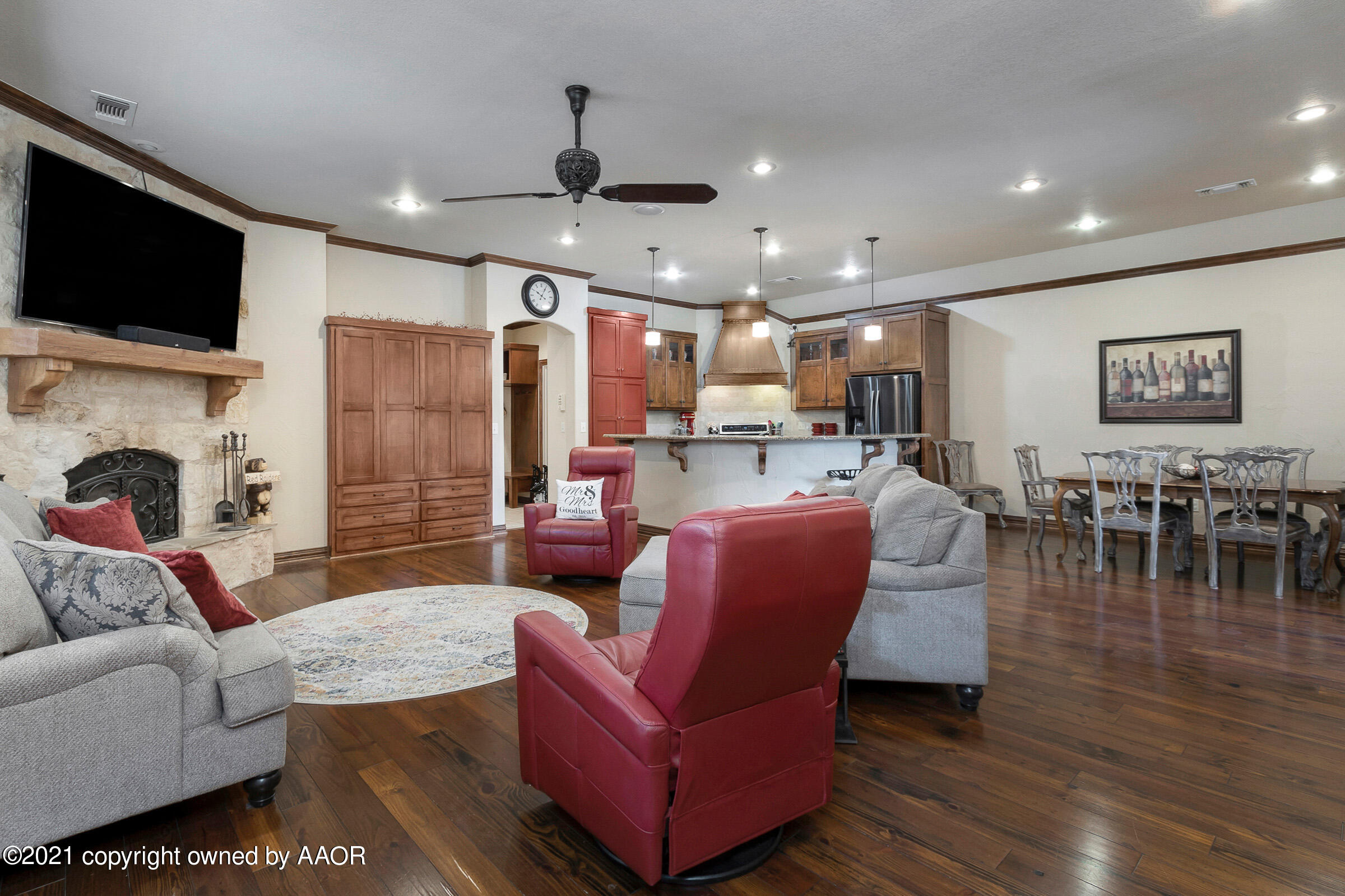 7007 Thunder Road Amarillo, TX 79119 - Photo 6 of 33 006_Living Room 3