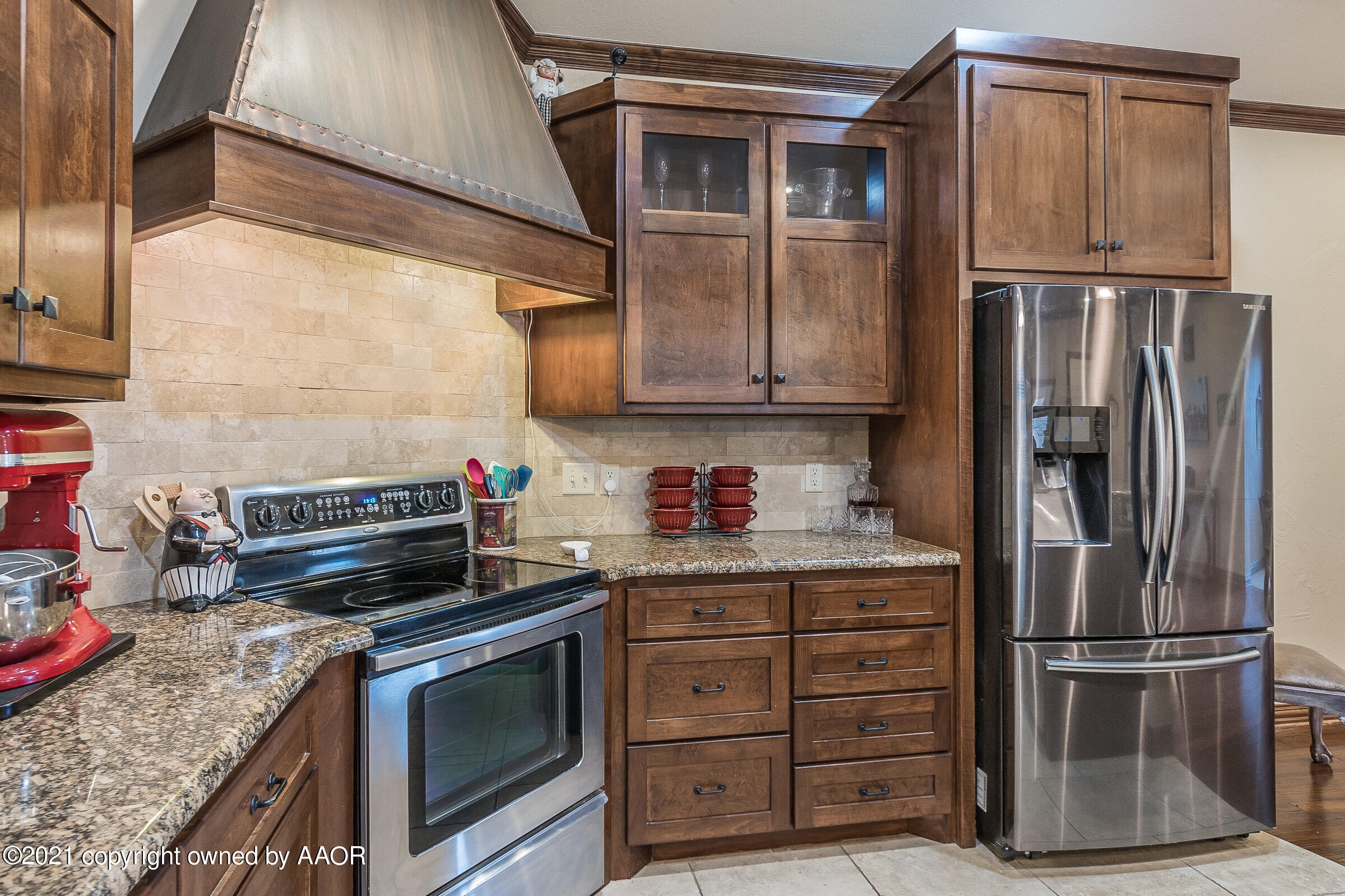7007 Thunder Road Amarillo, TX 79119 - Photo 10 of 33 010_Kitchen 3