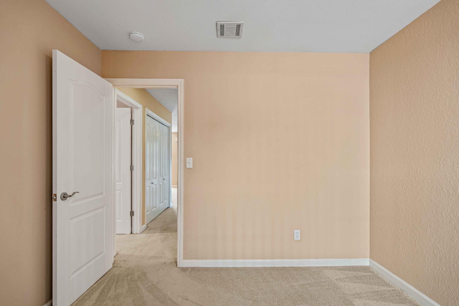 4032 Elmo Loop, Unit A Modesto, CA 95356 - Photo 18 of 30