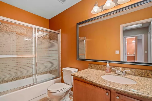 $295,000 | 4032 Elmo Loop, Unit A, Modesto, CA 95356