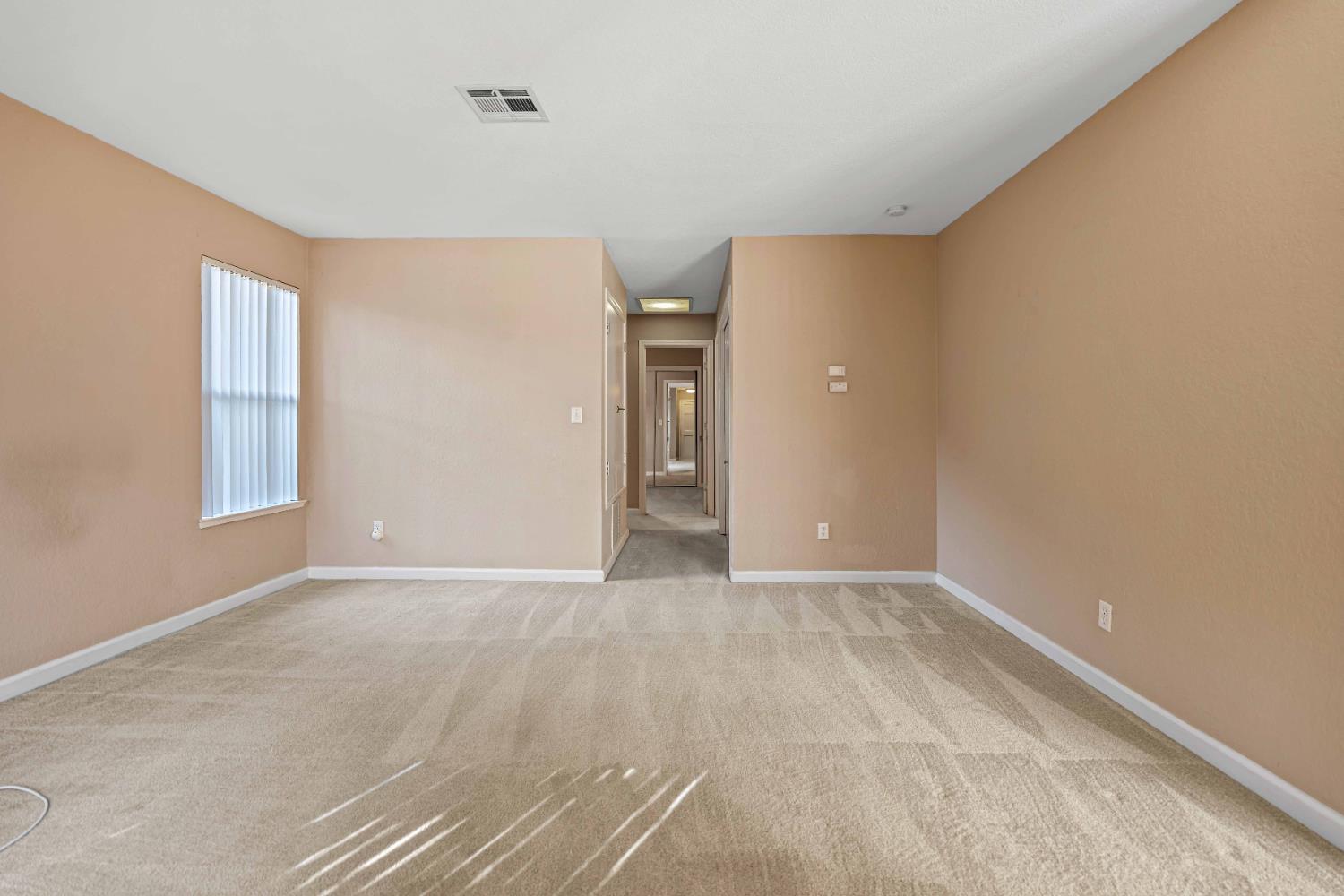 4032 Elmo Loop, Unit A Modesto, CA 95356 - Photo 4 of 30