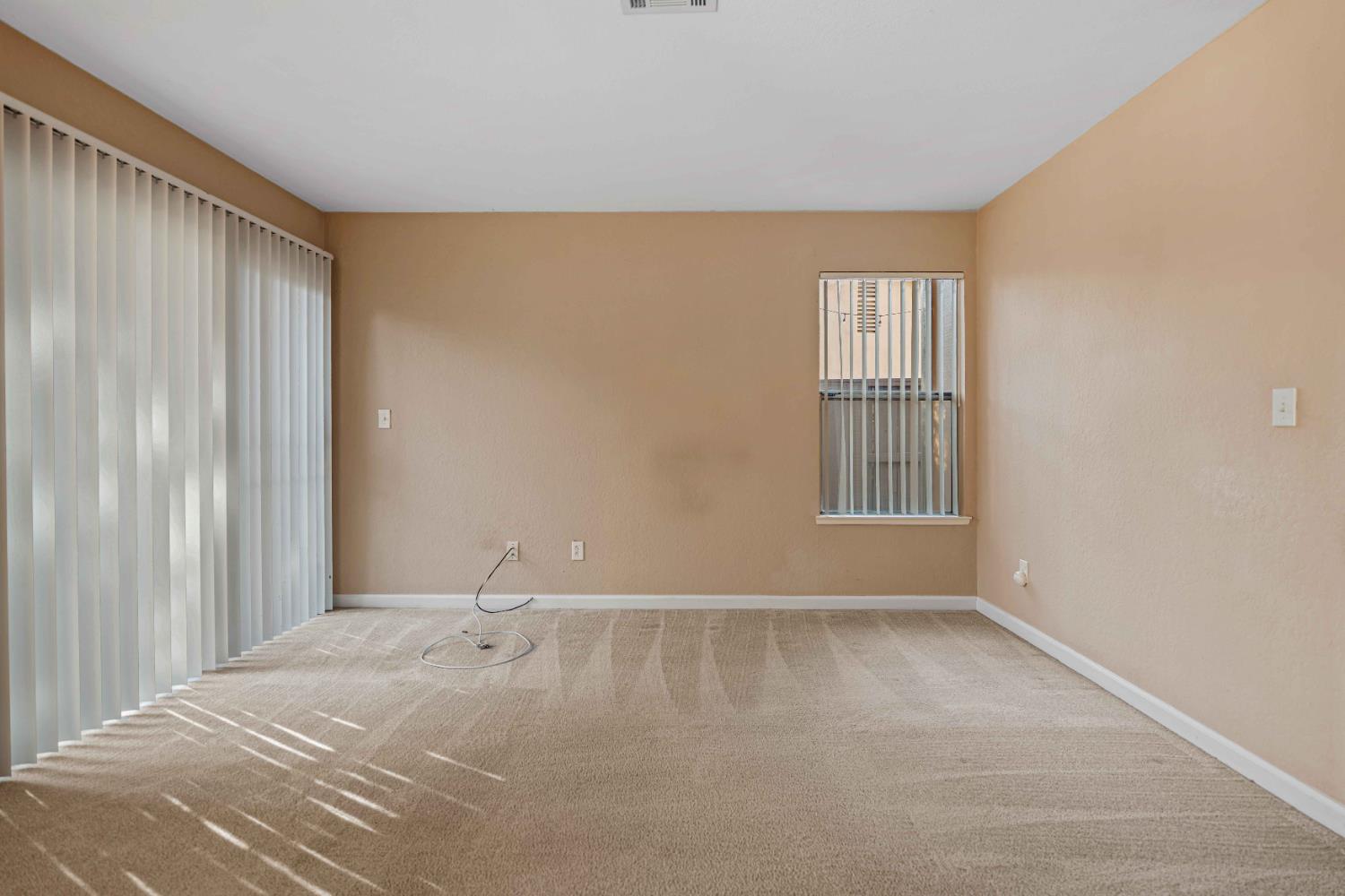 4032 Elmo Loop, Unit A Modesto, CA 95356 - Photo 5 of 30