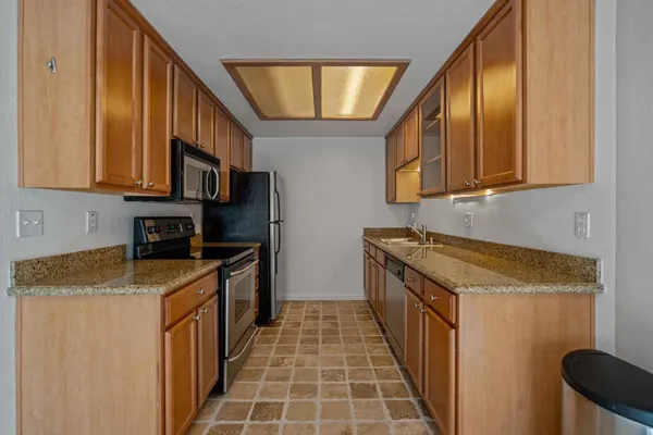 $295,000 | 4032 Elmo Loop, Unit A, Modesto, CA 95356